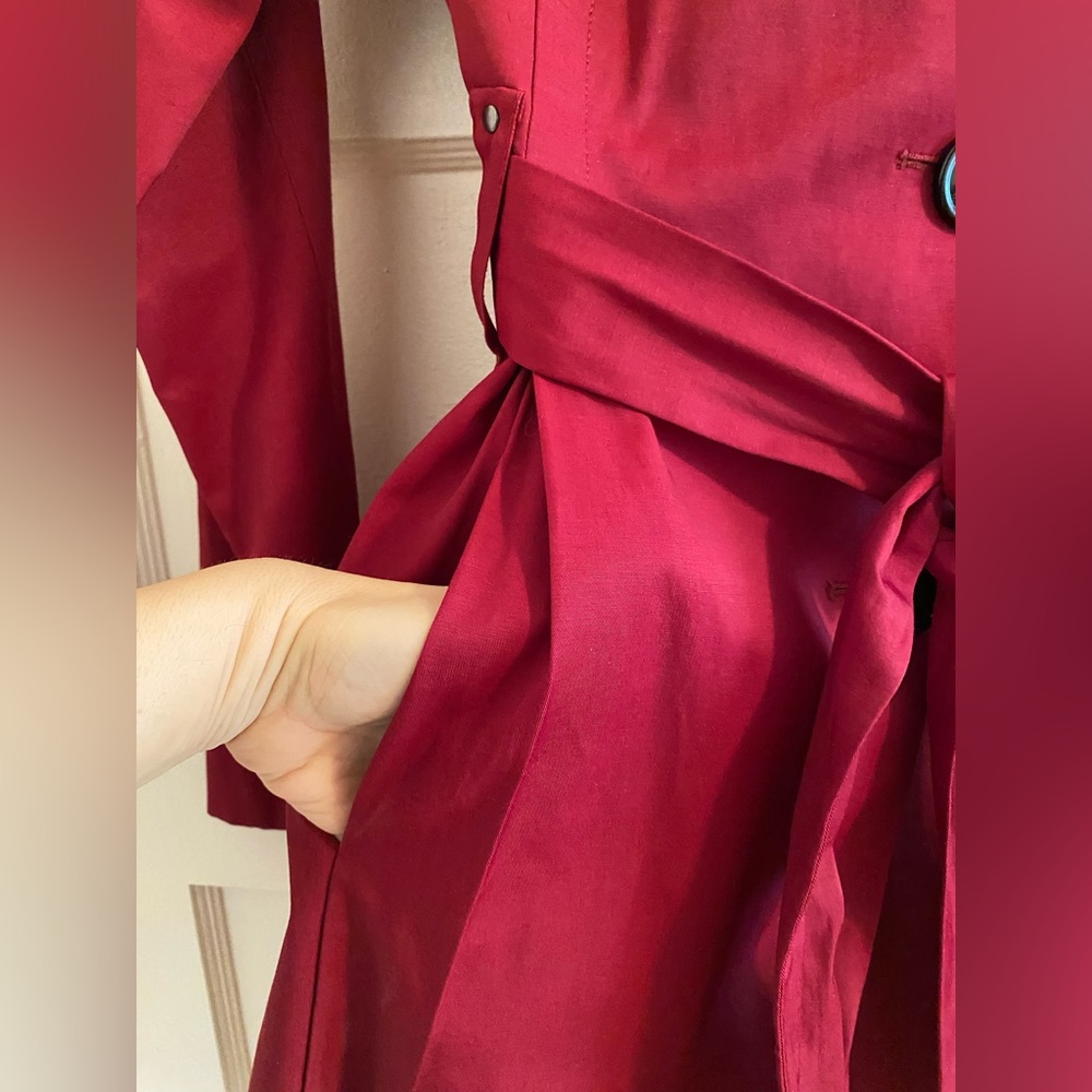 Steve Madden red belted pea coat with black buttons. NWOT size M - Picture 4 of 13